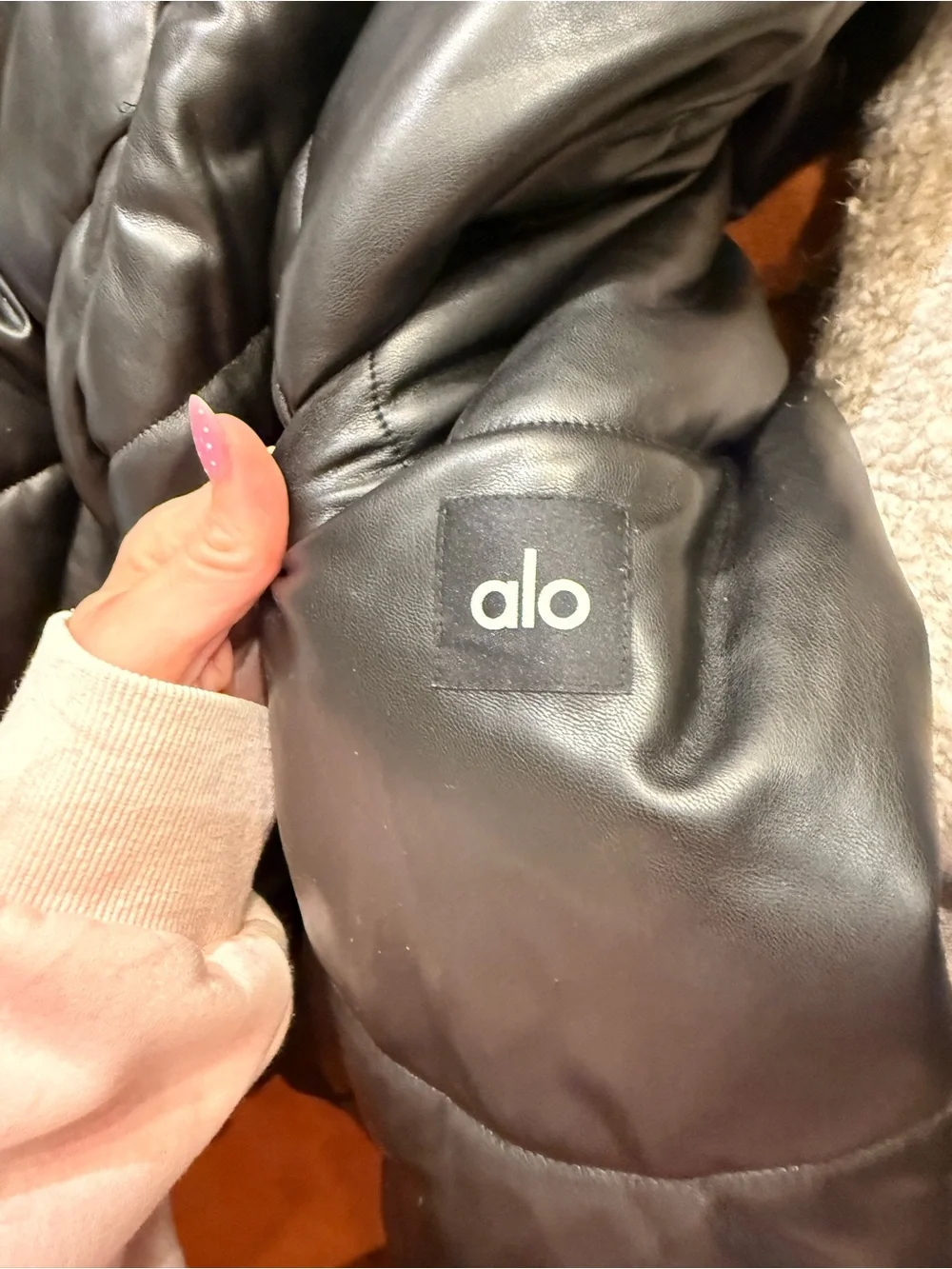 ALO Yoga Faux Leather Boss Puffer Jacket Black Size M